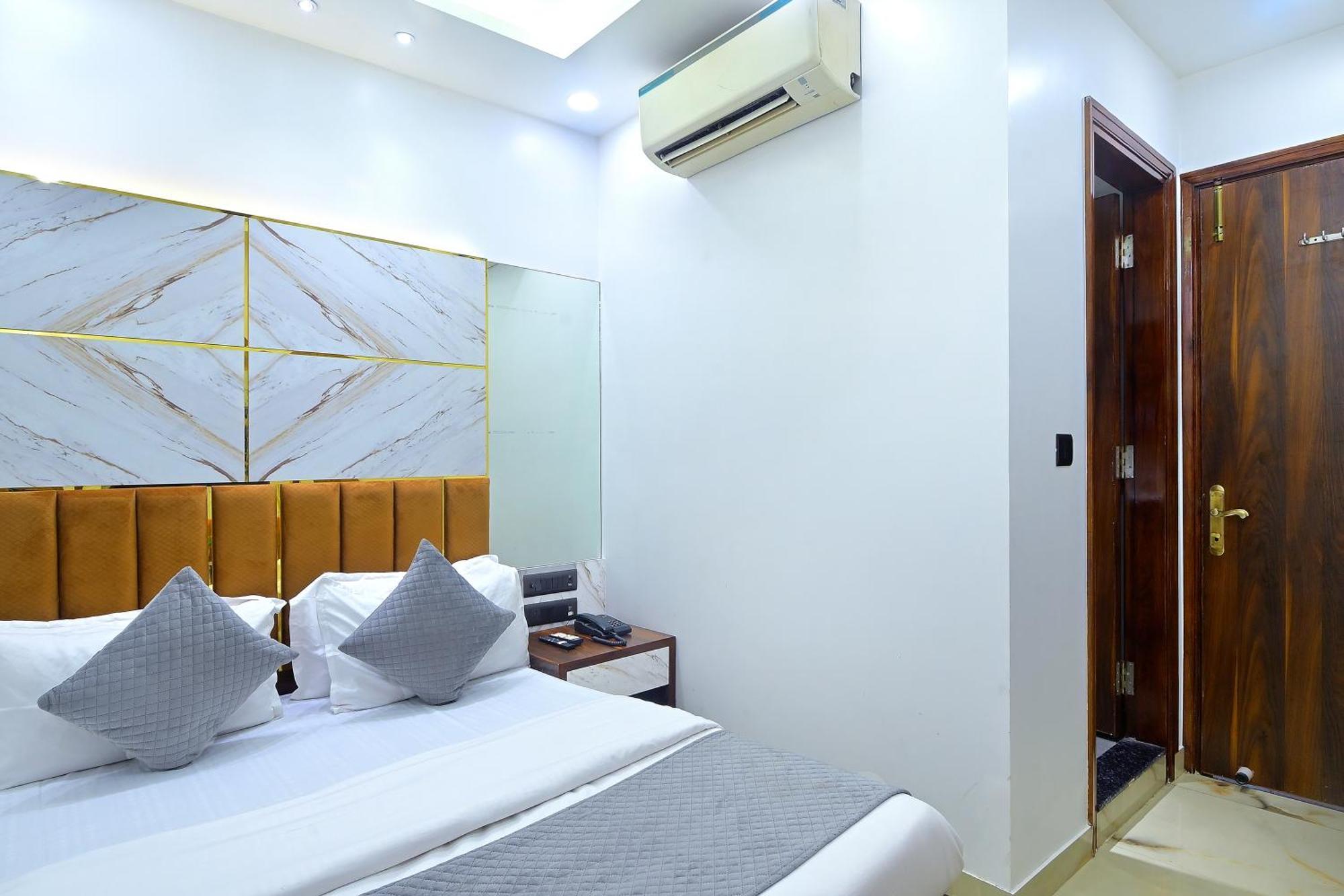 Hotel Nav Durga "2 Walking From New Delhi Railway Station" Esterno foto