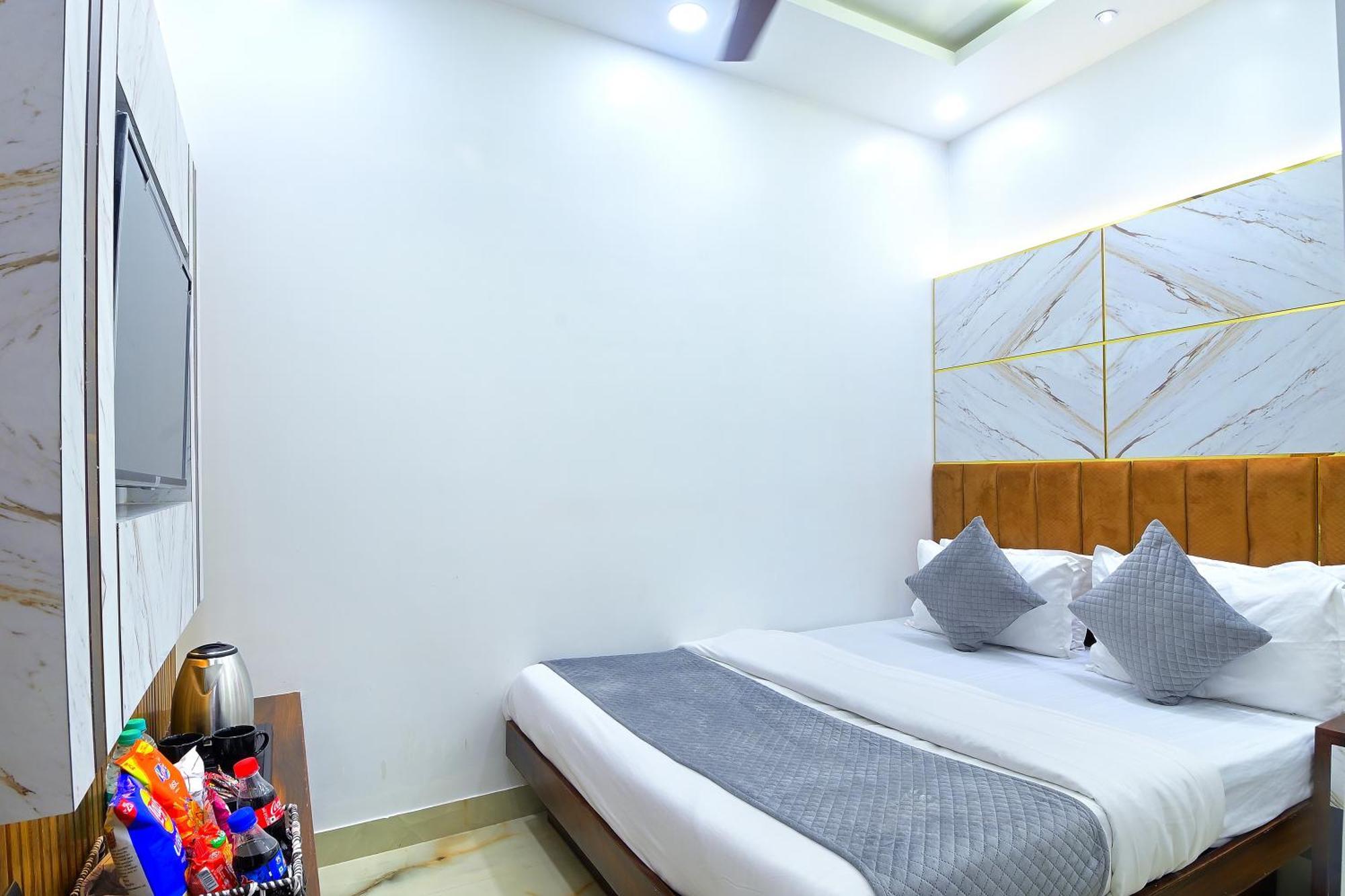 Hotel Nav Durga "2 Walking From New Delhi Railway Station" Esterno foto
