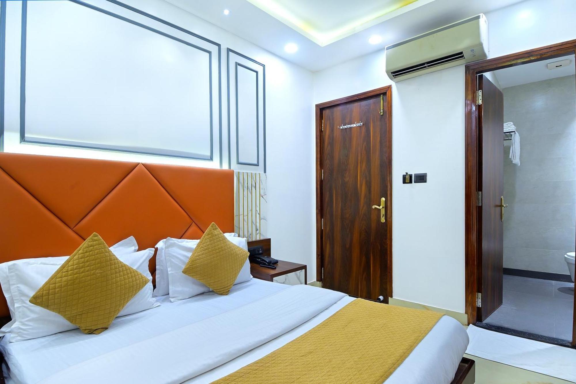 Hotel Nav Durga "2 Walking From New Delhi Railway Station" Esterno foto
